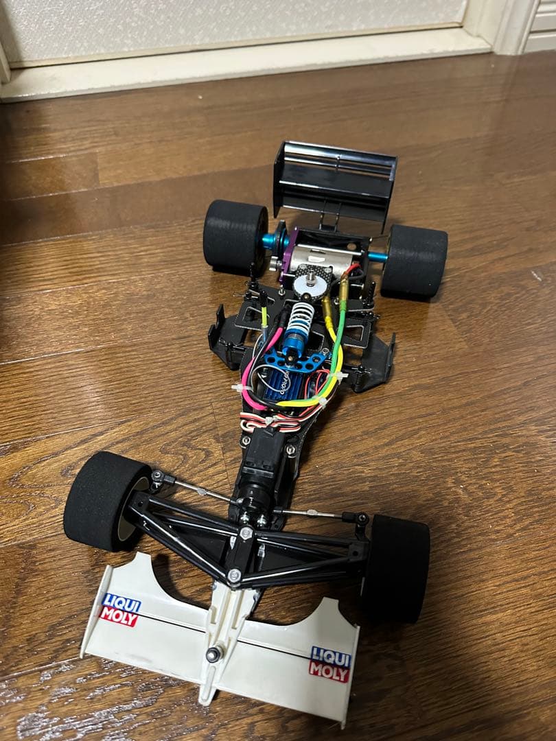 タミヤ　F103 アルミシャーシ　メカ無し　中古　ヴィンテージ