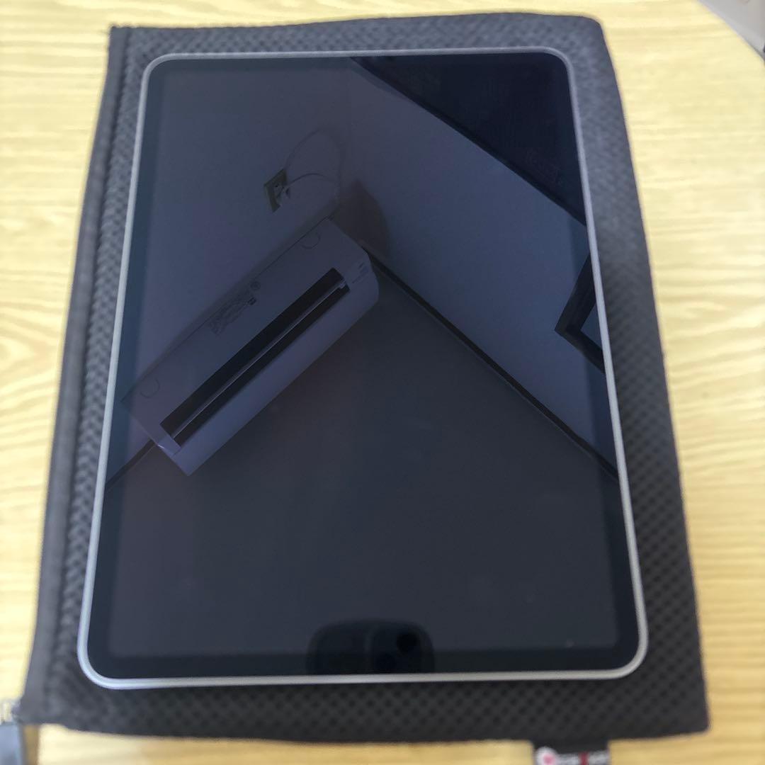 【中古・箱無し】iPad Pro 11インチ（第4世代）