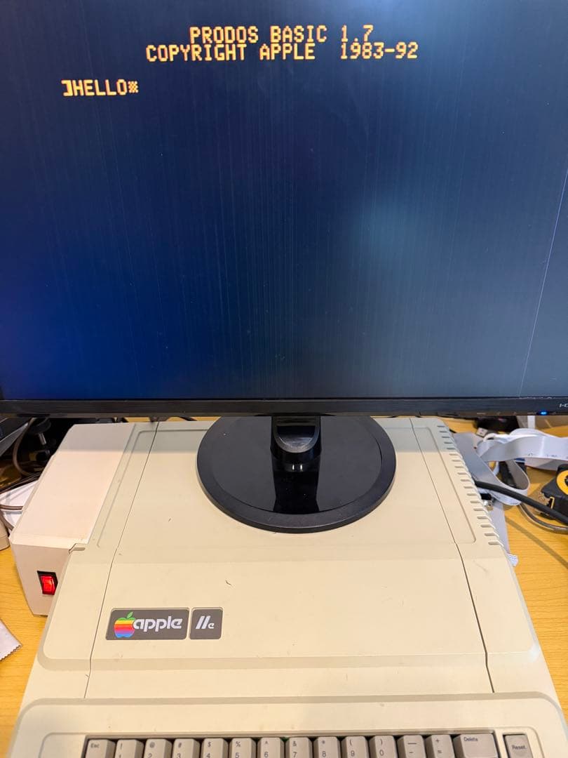 Apple IIc + Floppy Emu セット