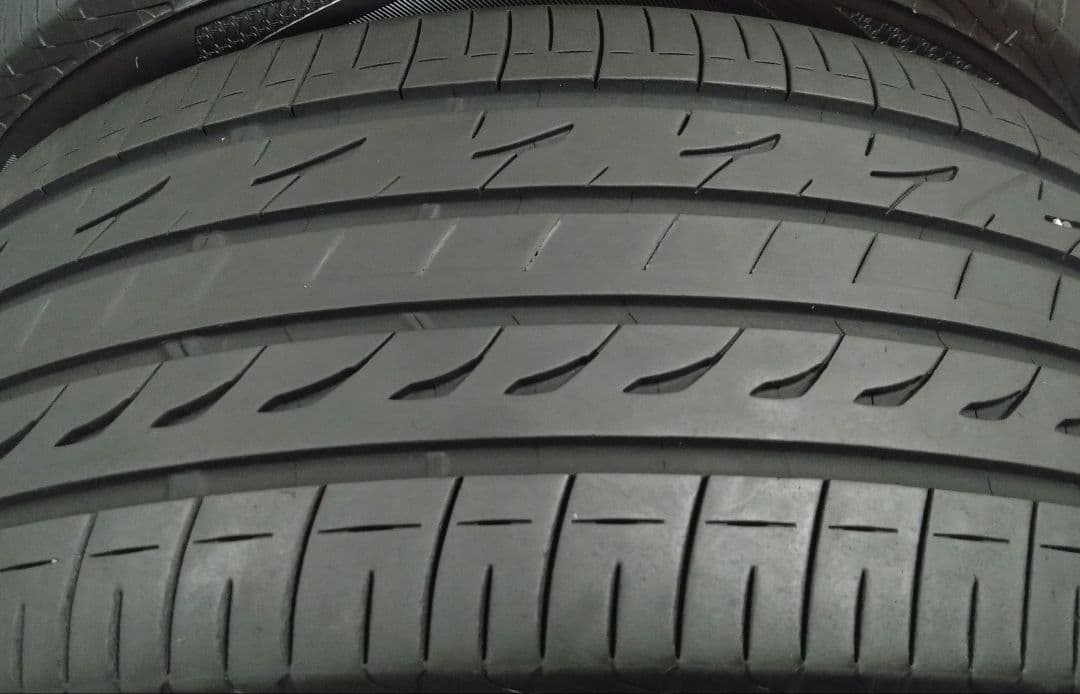 送料込 225/50R17 ブリヂストン REGNO GR-XⅢ 2024年