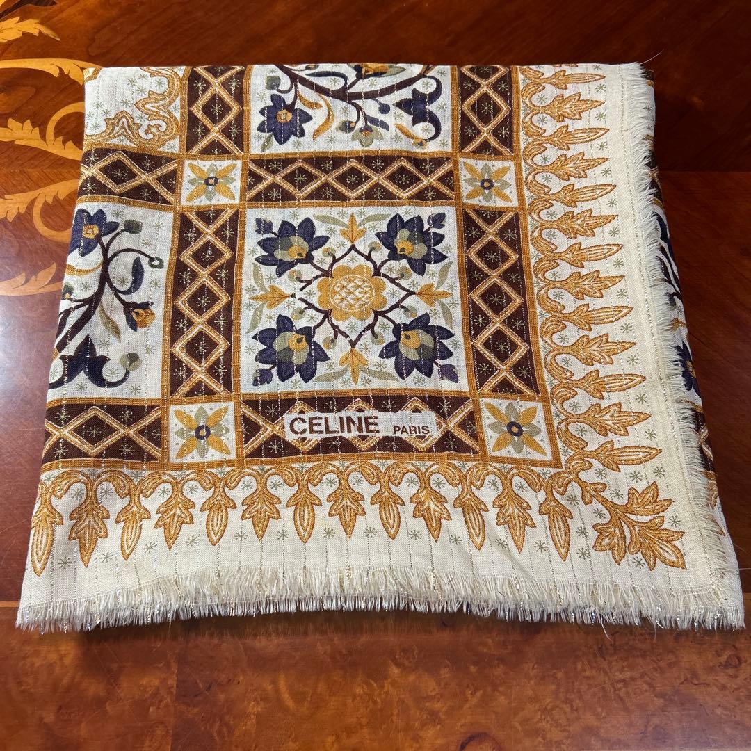 専用商品です！セリーヌ、イタリア製アイボリーとブラウンの花柄ストール、超大判。
