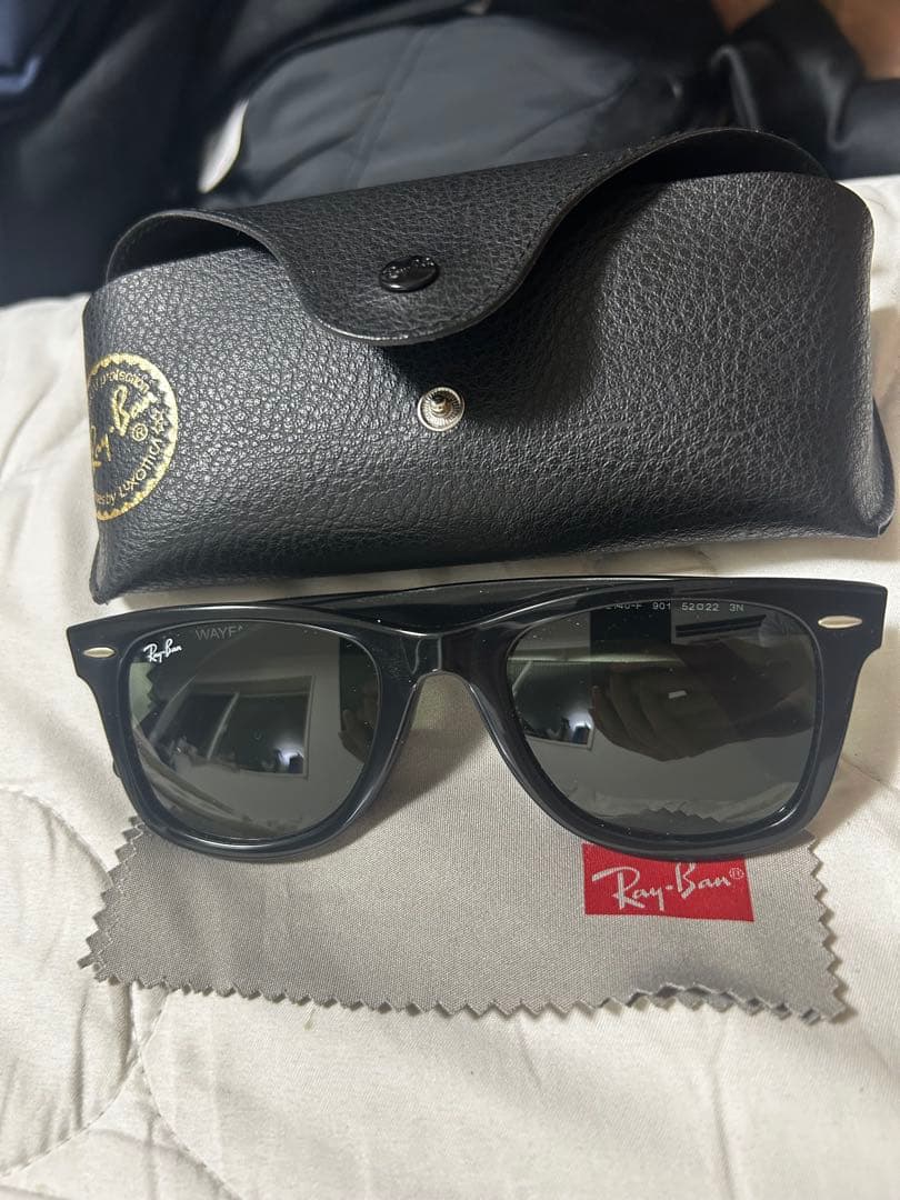 Ray-Ban RB 2140F 52 22 ブラックサングラス