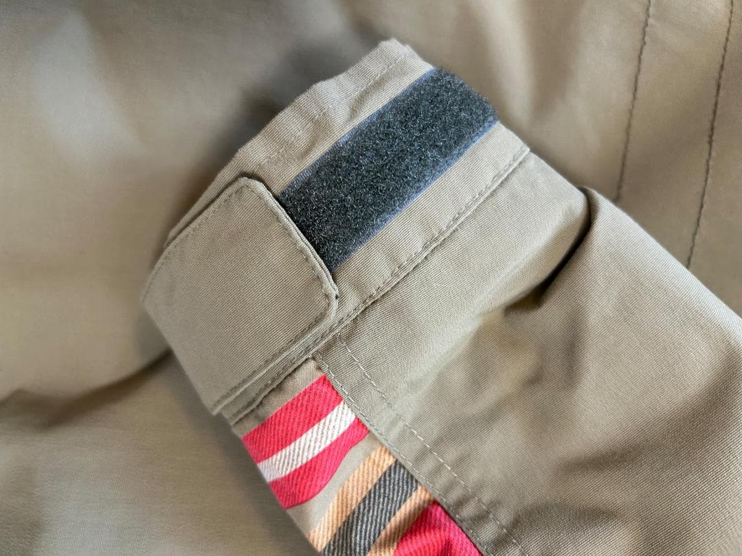 【美品】BURTON　スノーボード スキー　ウェア Sサイズ（キッズ）