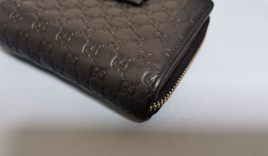 GUCCI シマ レザー GG 二つ折り財布 ミニウォレット ラウンドファスナー