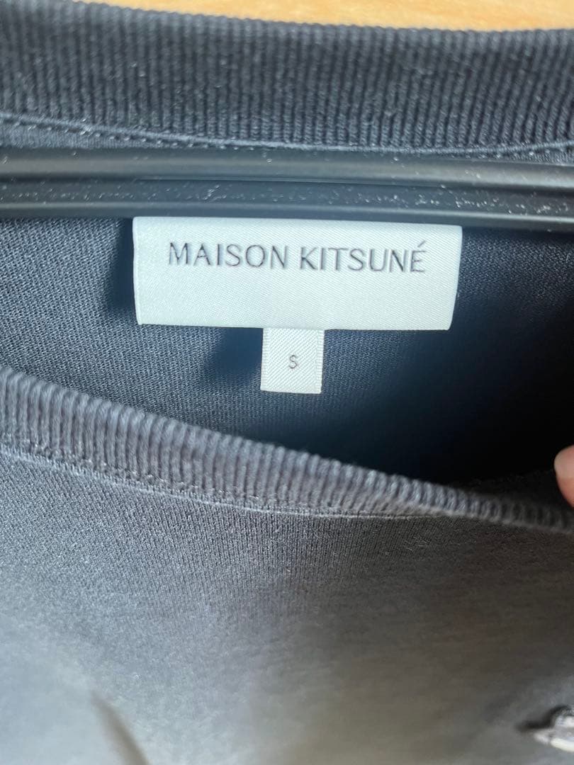 MAISON KITSUNÉ ブラック Tシャツ S