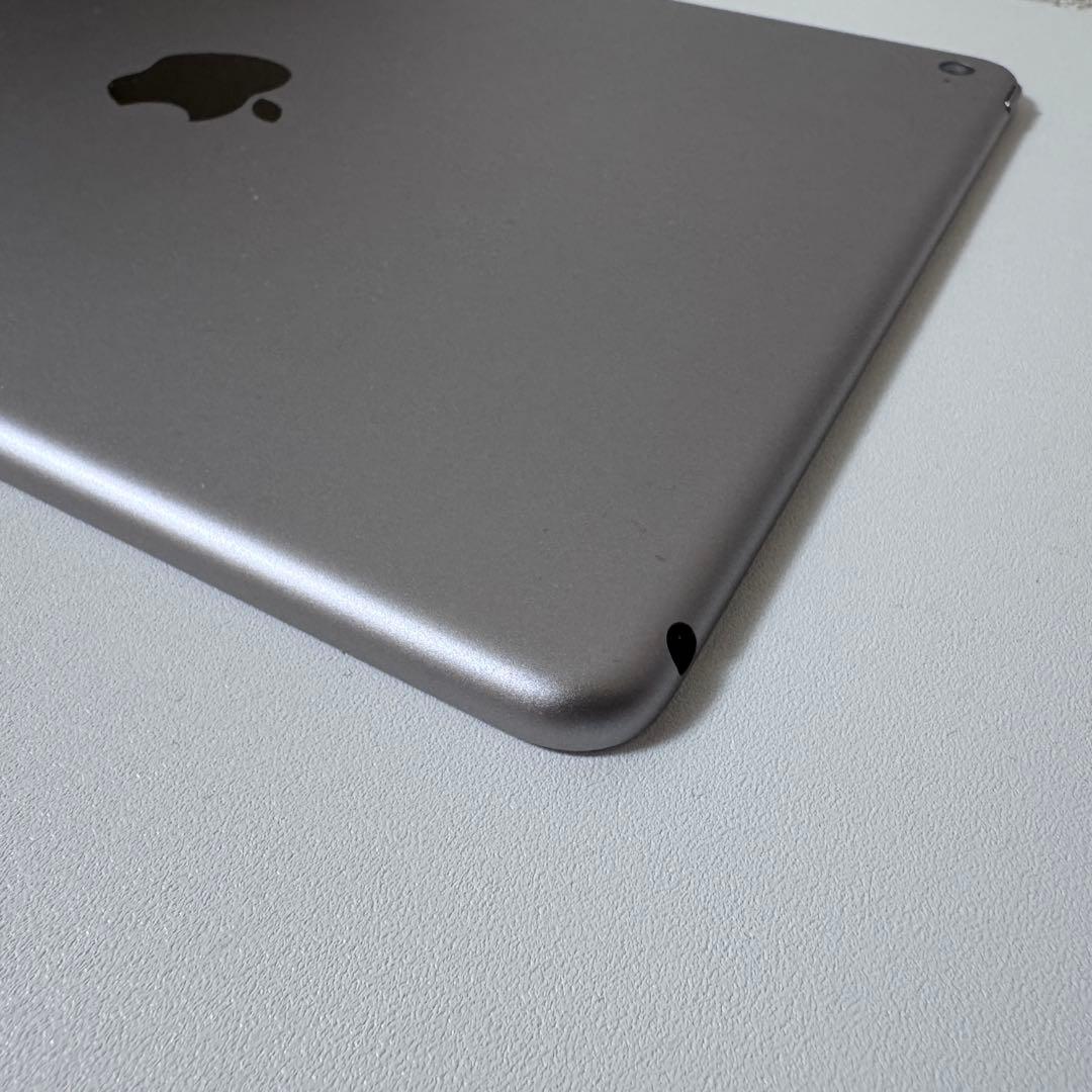 iPad Air2 16GB シルバー 中古 A1566