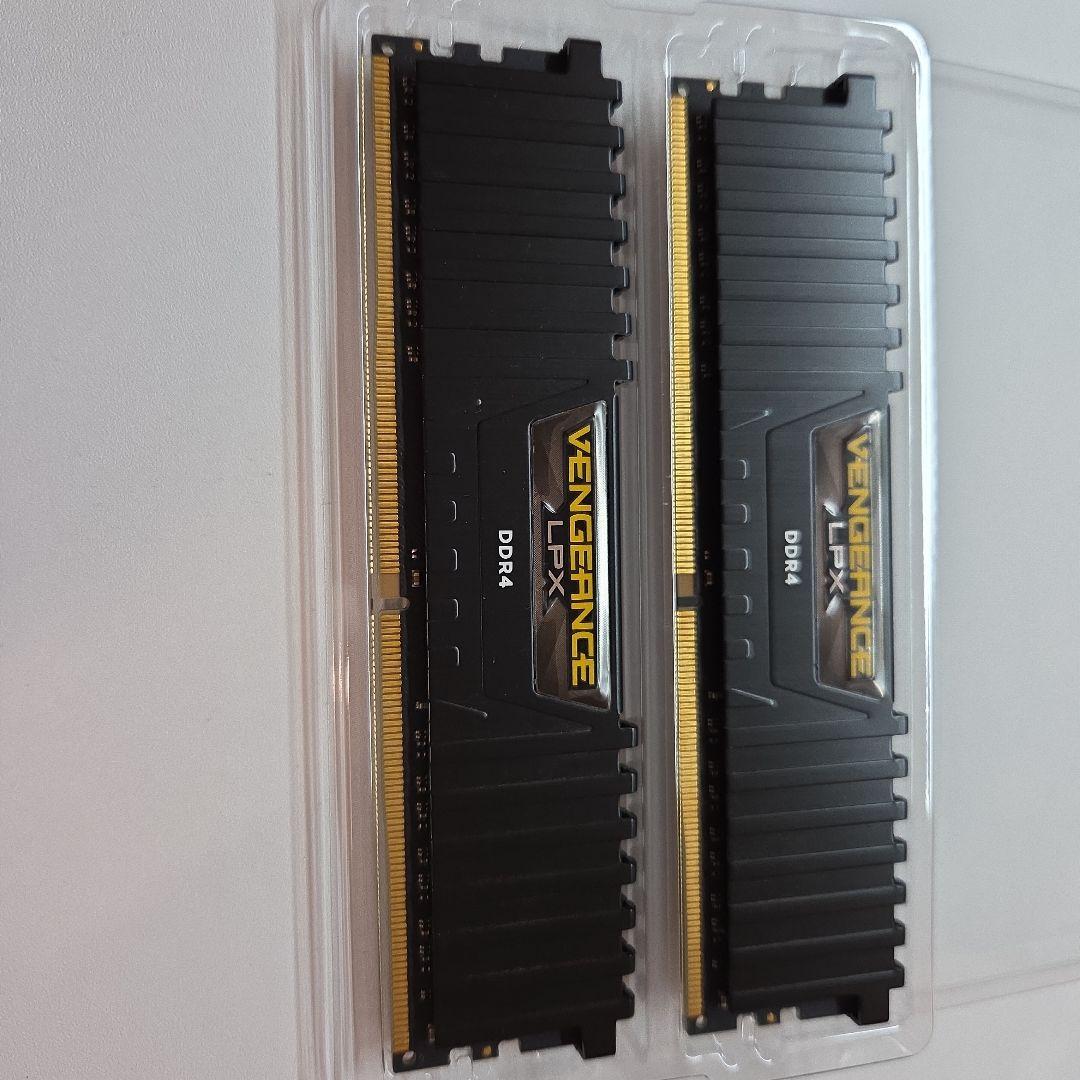 メモリー CORSAIR Vengeance DDR4 16GB