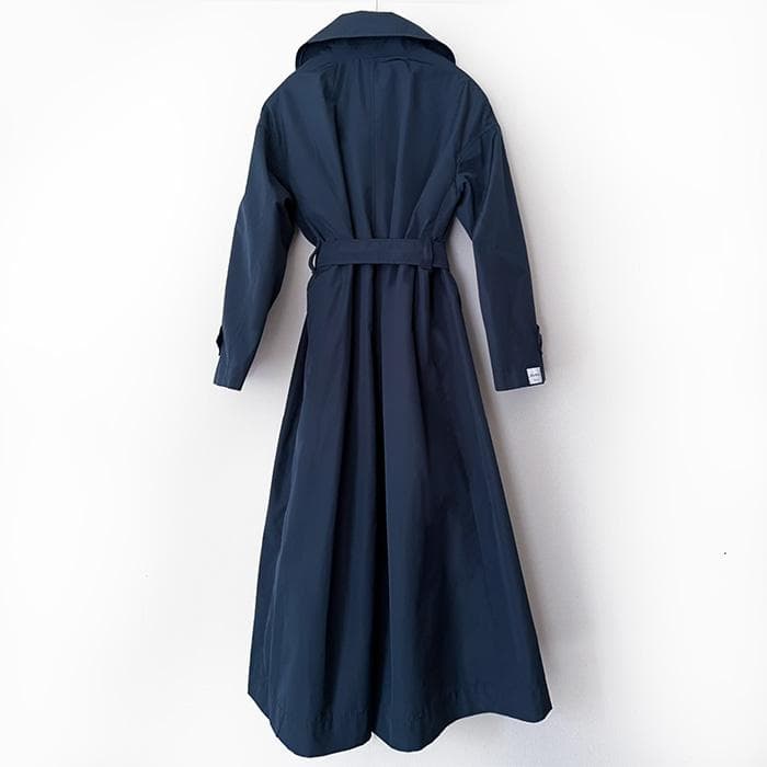 ピ*ー様 MaxMara The Cube. マックスマーラのトレンチコート　ロ