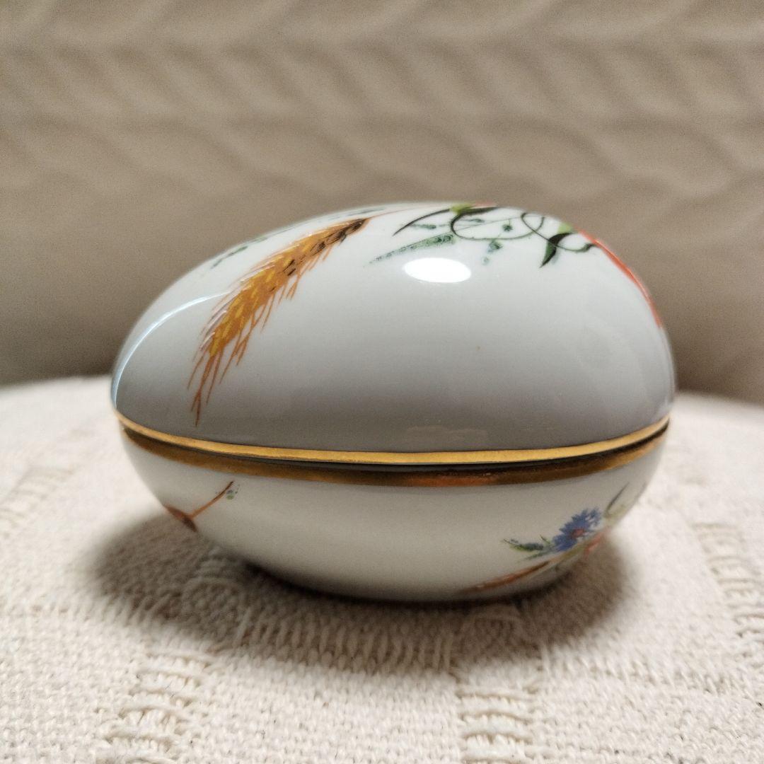 フランス　リモージュ　たまご形のトリンケットボックス 野の花