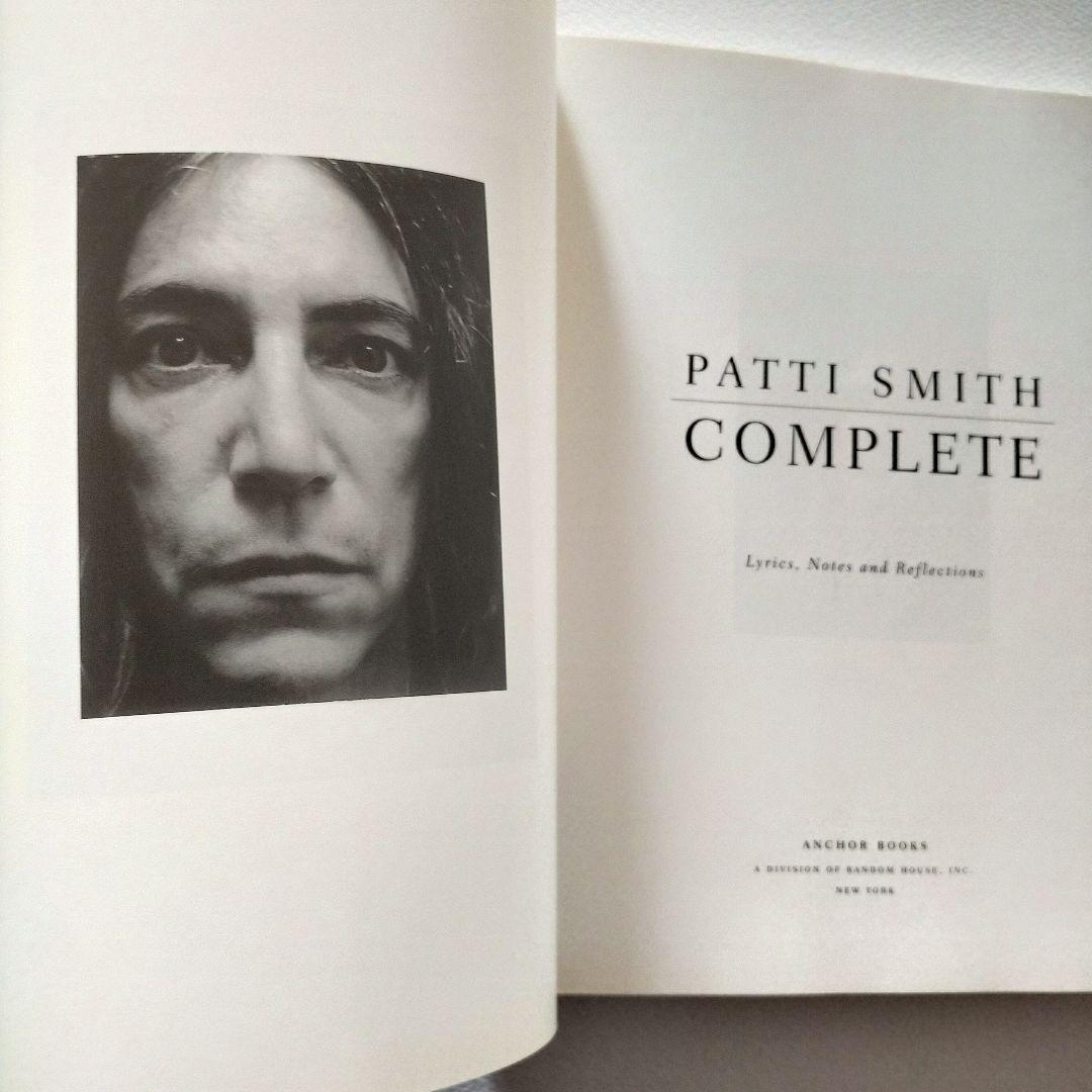 サイン本 洋書 / Patti Smith Complete