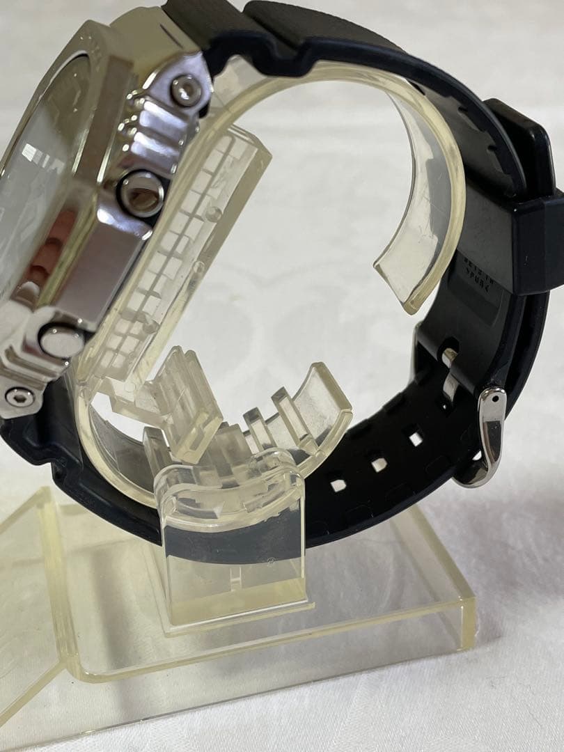 CASIO カシオ　G-SHOCK GM-2100
