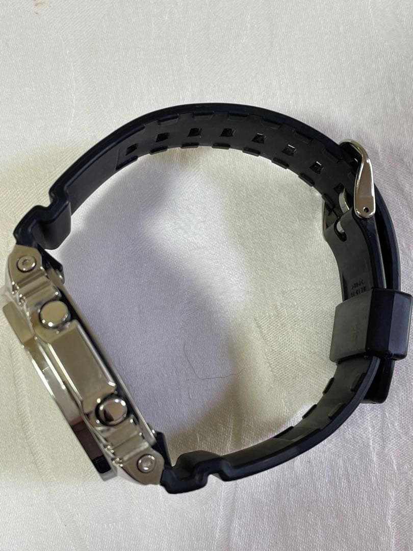 CASIO カシオ　G-SHOCK GM-2100