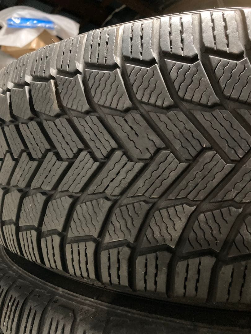 格安出品！ミシュランX-ICE  SUV 265/65R18 ランクル等