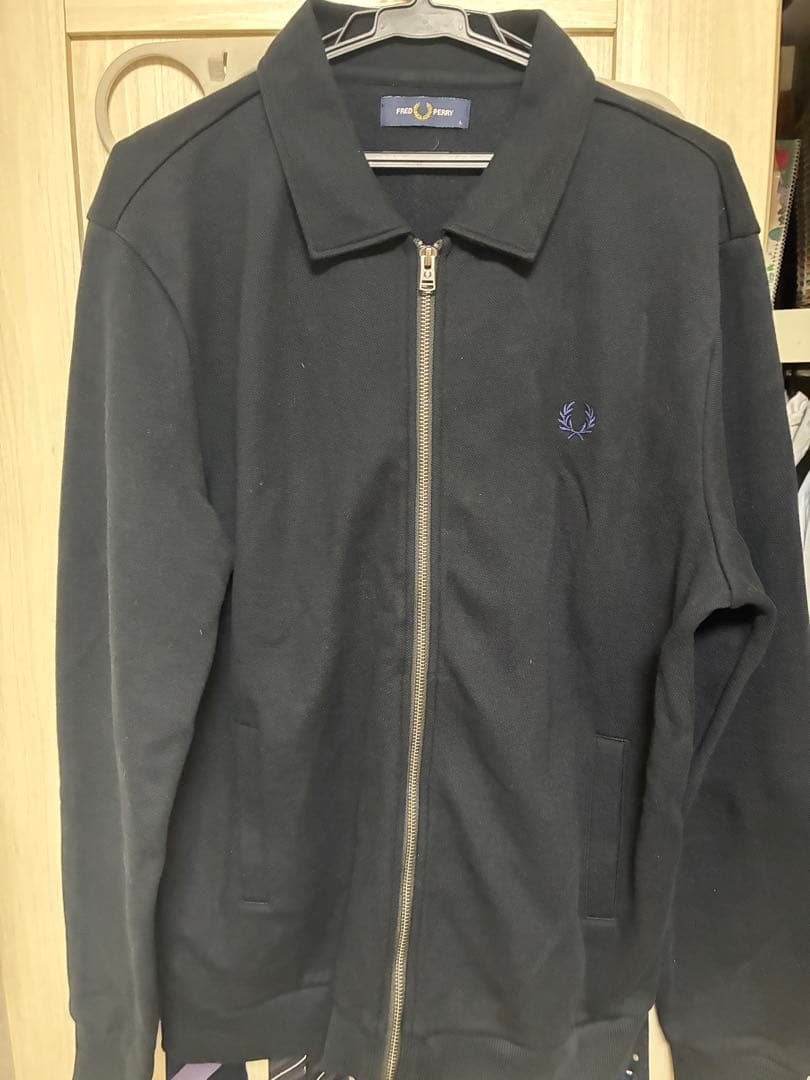 Fred Perry ブラック ジップアップジャケット