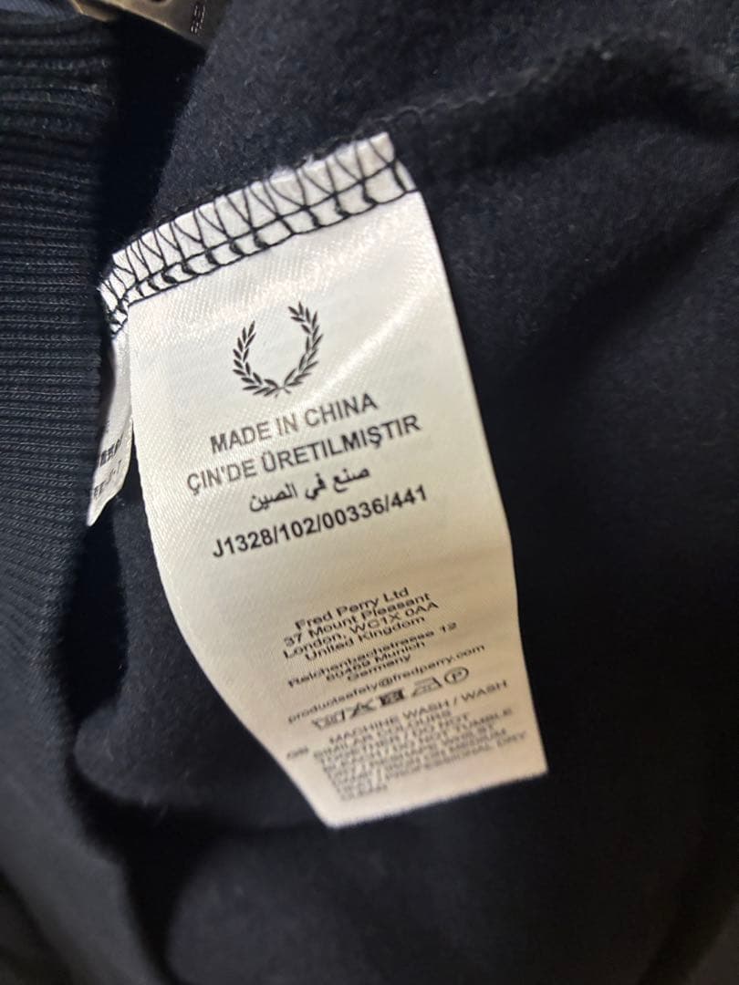 Fred Perry ブラック ジップアップジャケット