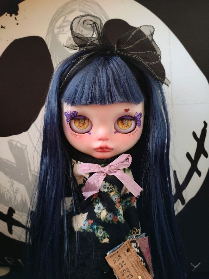 カスタムアイシードールダークネイビーバタフライフェイスアウトフィット付き