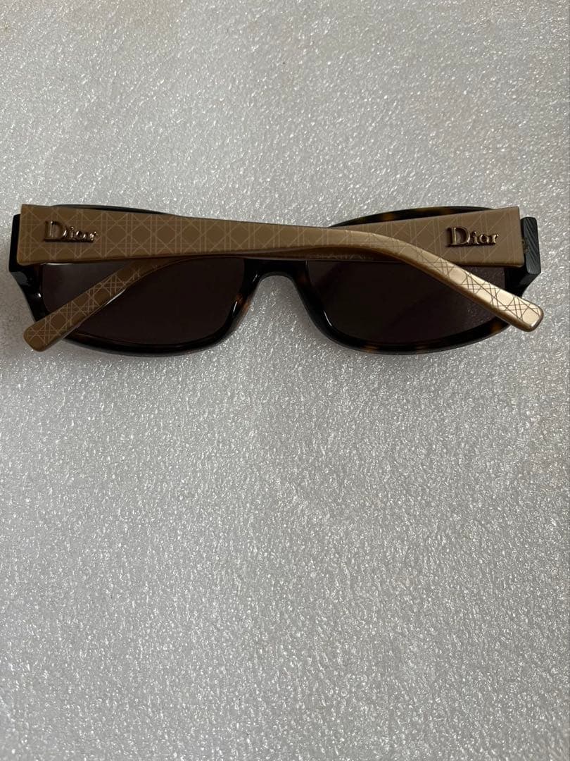 Dior ブラウン スクエア型 サングラス