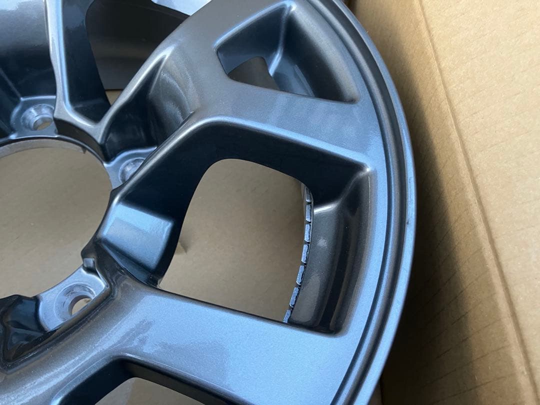 ジムニーノマド 純正ホイール 新車外し 1本のみ その１【送料込み】