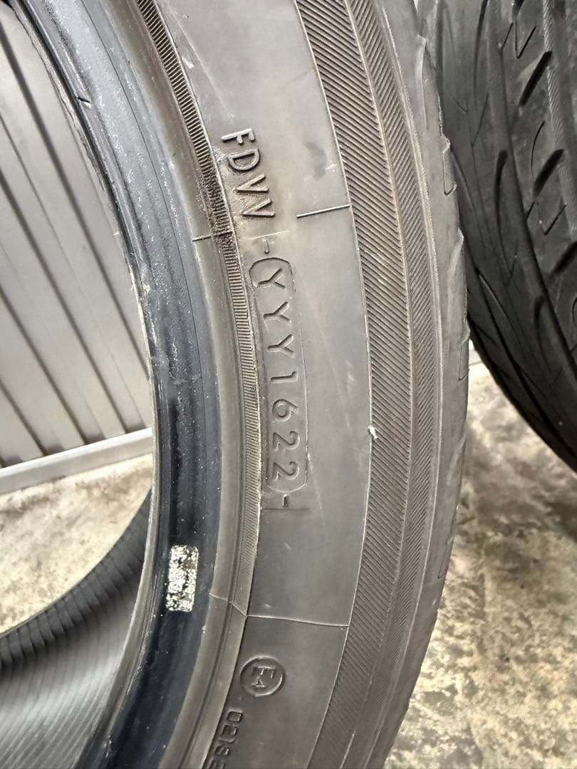 ヨコハマ 235/45R18 2本 2022年製 バリ溝