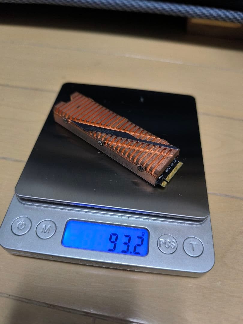 内蔵型SSD NVMe M.2 SSD 500GB x 2