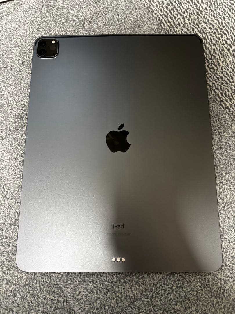 第4世代 iPad Pro 12.9インチ スペースグレー