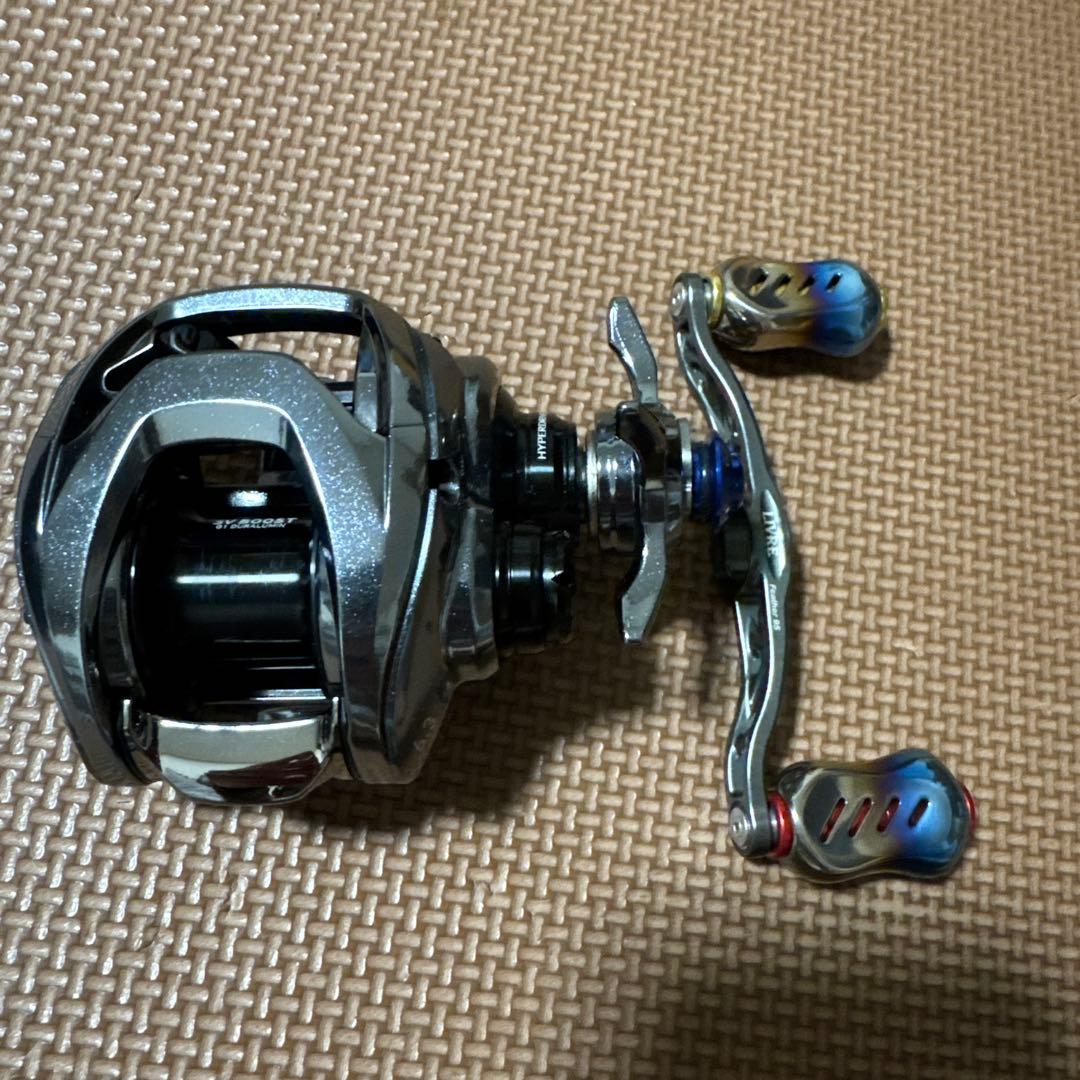 美品　ダイワ　スティーズリミテッド　SVTW 1000 リブレハンドル