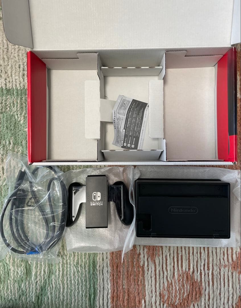 Nintendo Switch 本体 青/赤 スイッチ 任天堂