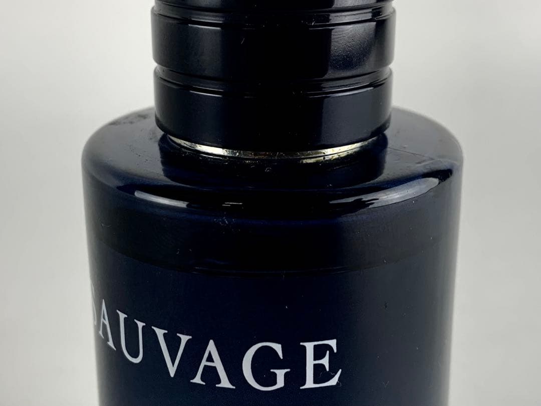 クリスチャン ディオール ソヴァージュ 香水 メンズ　男性用　60ml