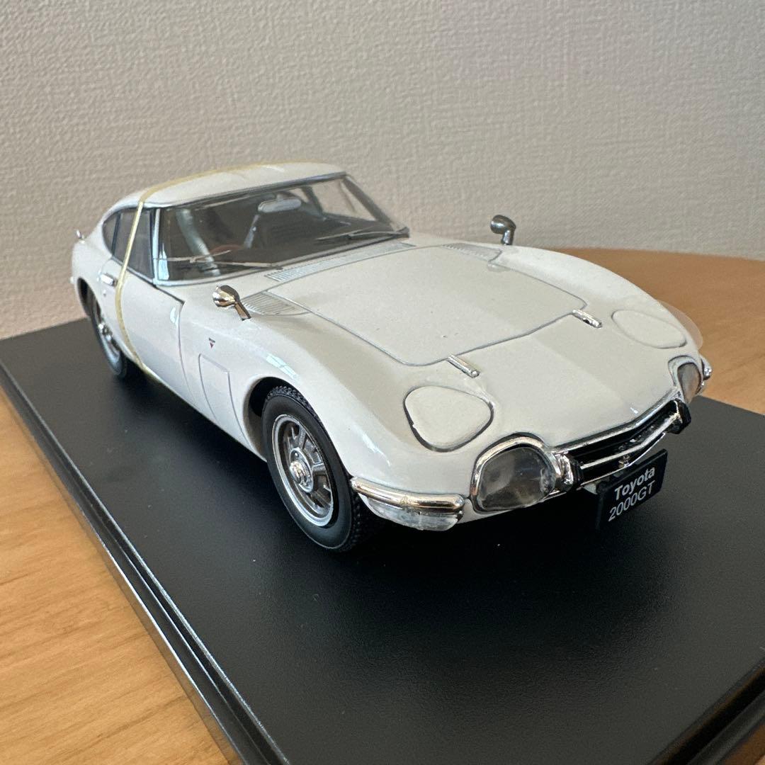 ミニカー　トヨタ2000GT