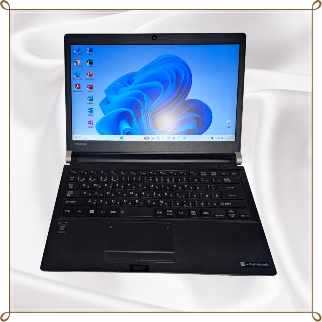 TOSHIBA dynabook R73/W Core i5　SSD 256GB