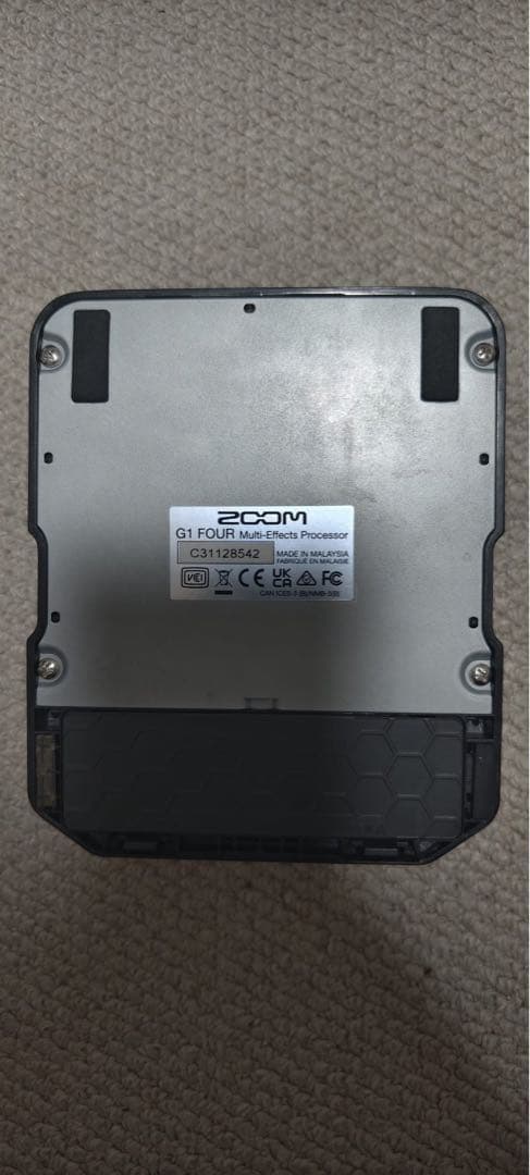 ギター Zoom G1 FOUR