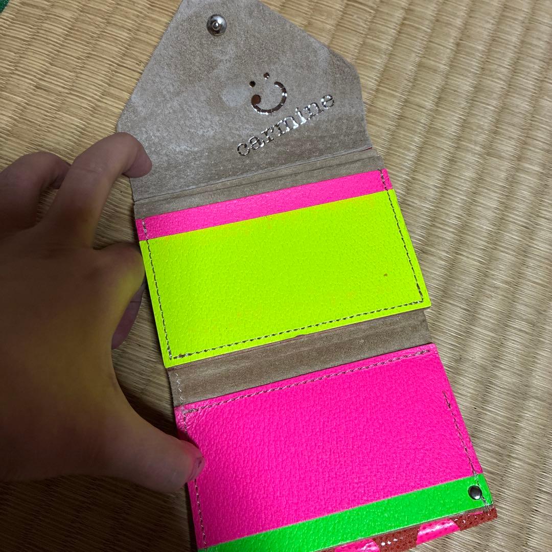 ピンクの水玉模様 三つ折り財布