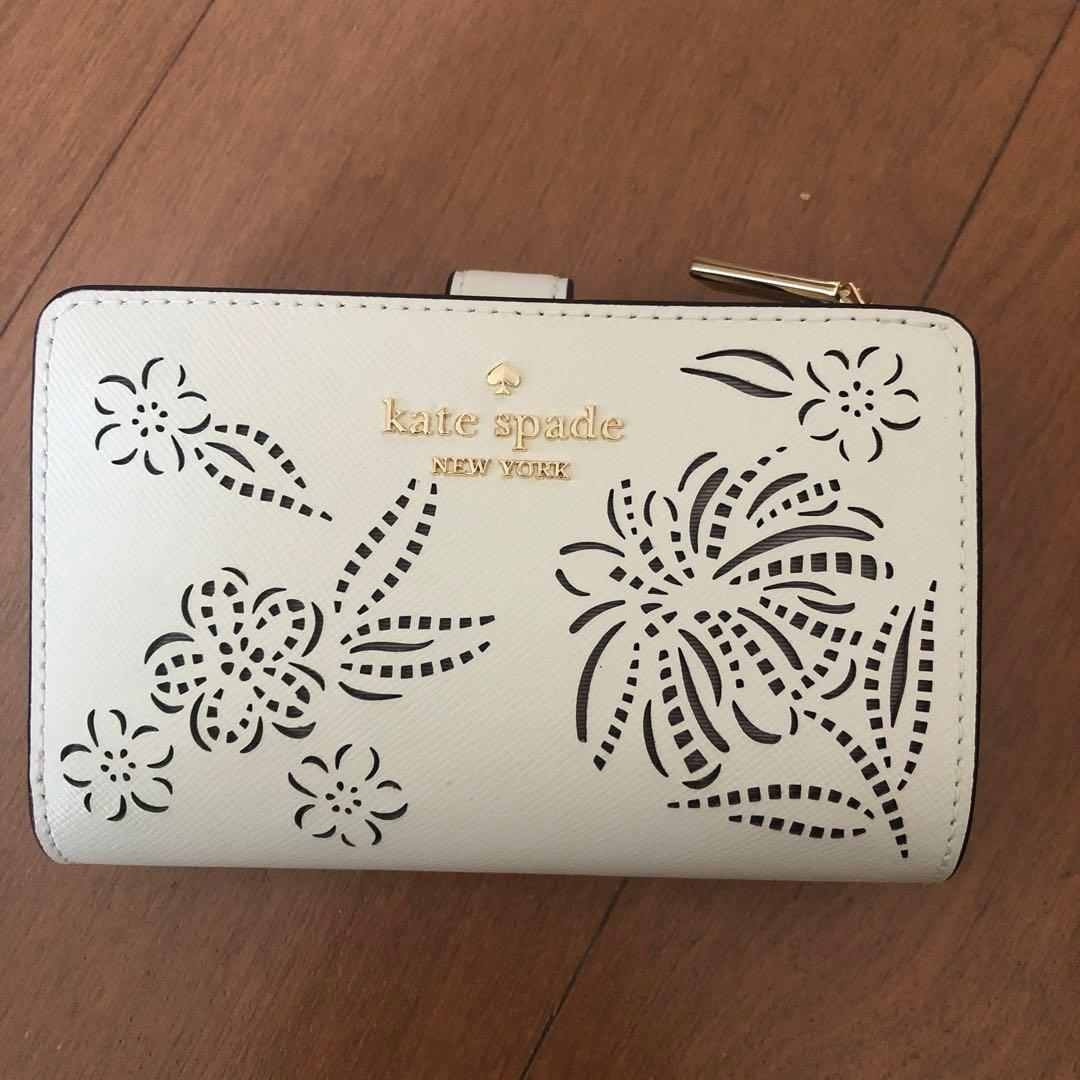 kate spade 二つ折り財布 アイボリー 花柄