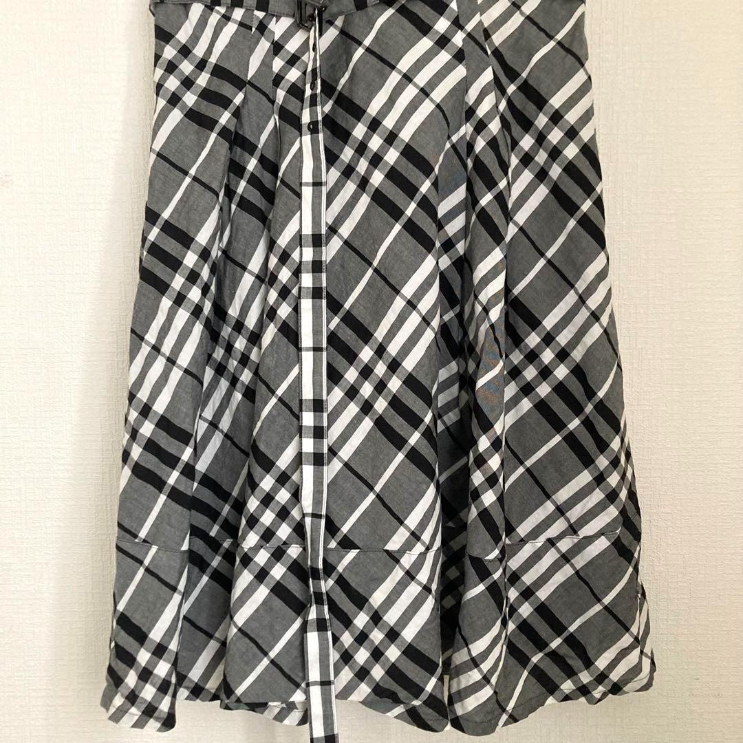 BURBERY　ノバチェック　ベルト付き　フレンチスリーブ　ひざ丈ワンピース