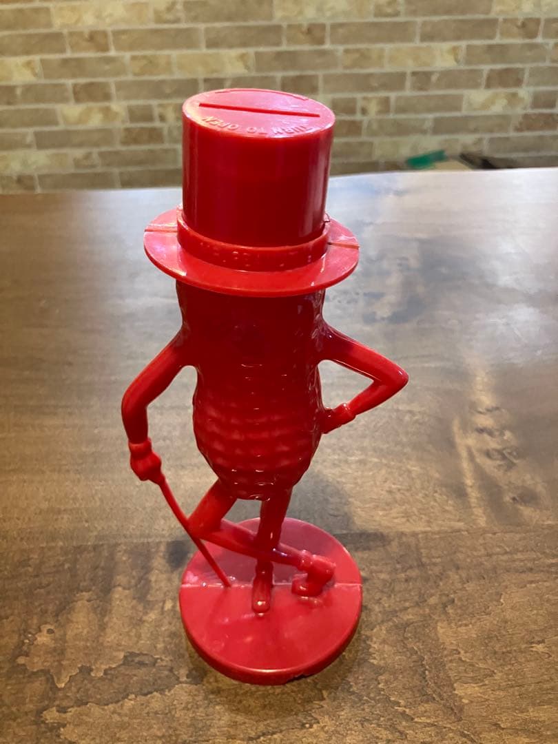 p*7様 Mr. Peanut 貯金箱　7体セット