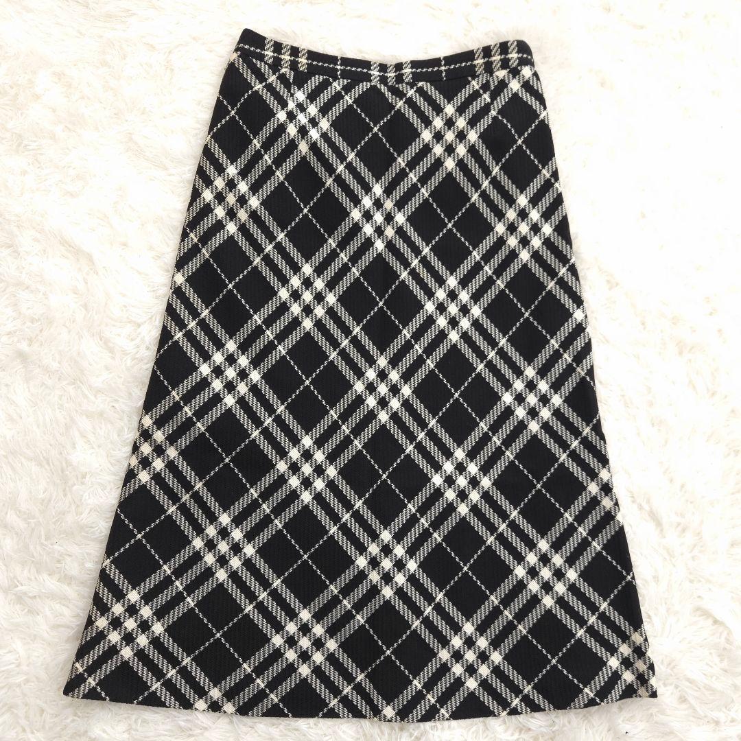 BURBERRY バーバリー 38 M ロング スカート チェック フレア 黒