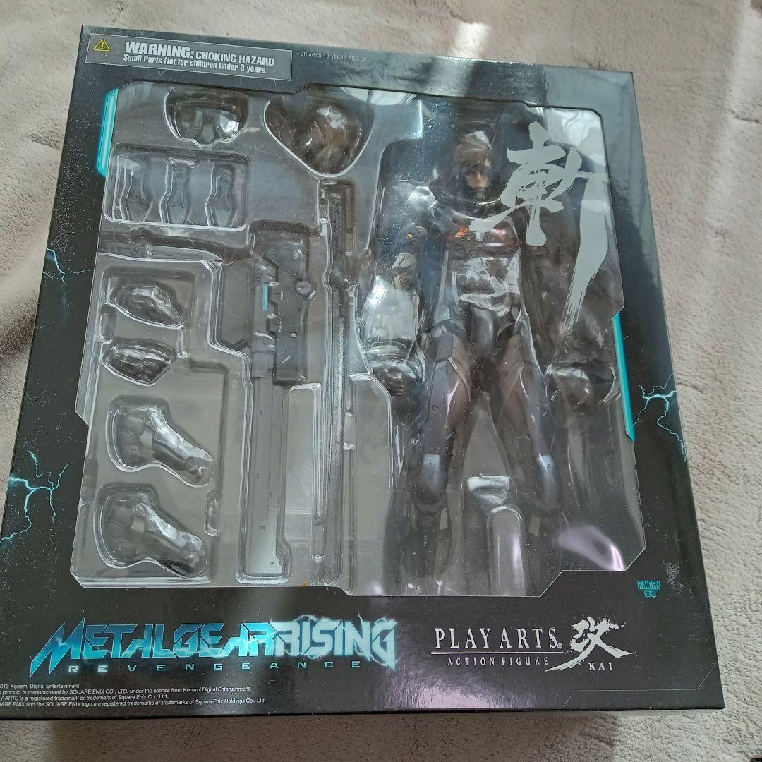 未開封　新品■プレイアーツ 改 メタルギア ライジング 雷電 フィギュア