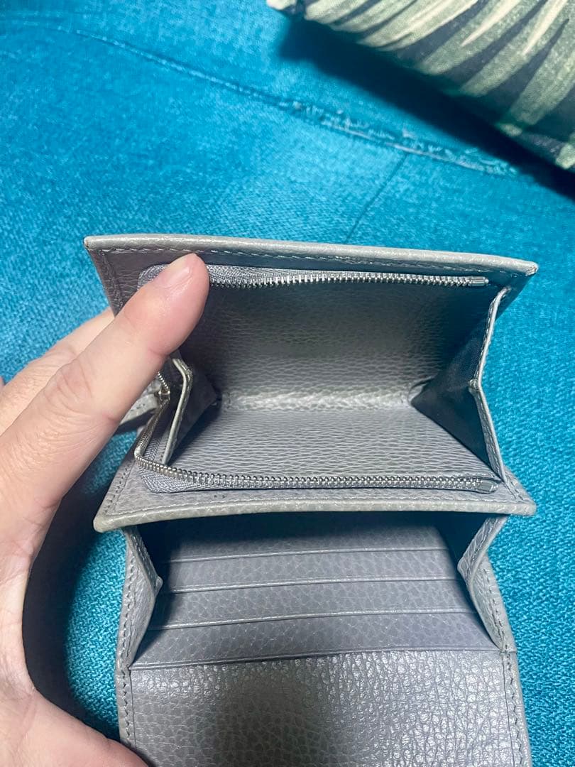 GUCCI GGマーモント 2つ折り財布 グレー