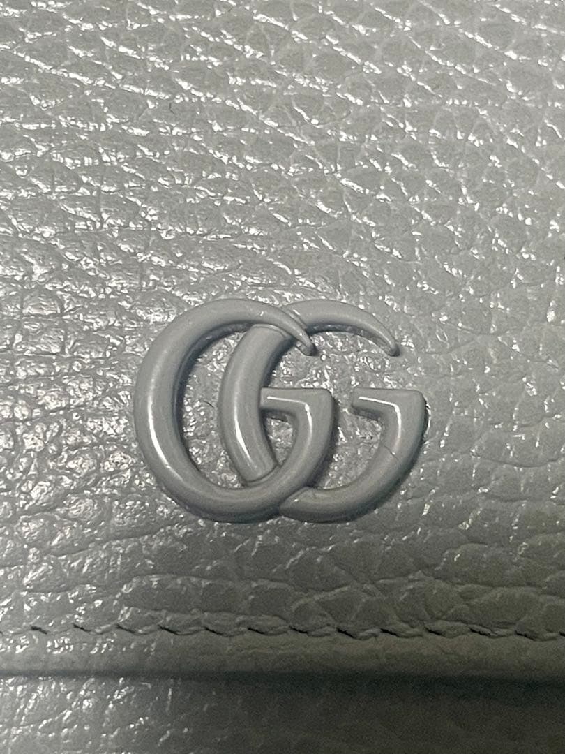 GUCCI GGマーモント 2つ折り財布 グレー