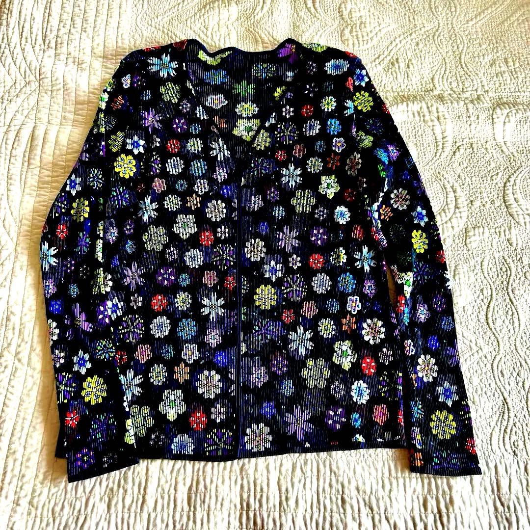 お値下げ　イッセイ ミヤケ PLEATS PLEASE プリーツカットソー