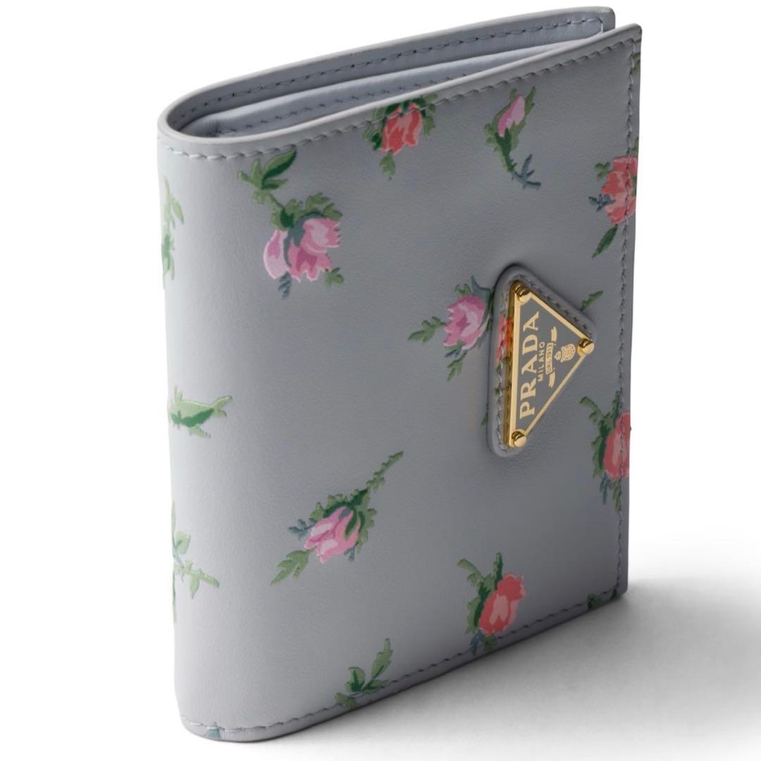 PRADA 財布 未使用品　箱付き