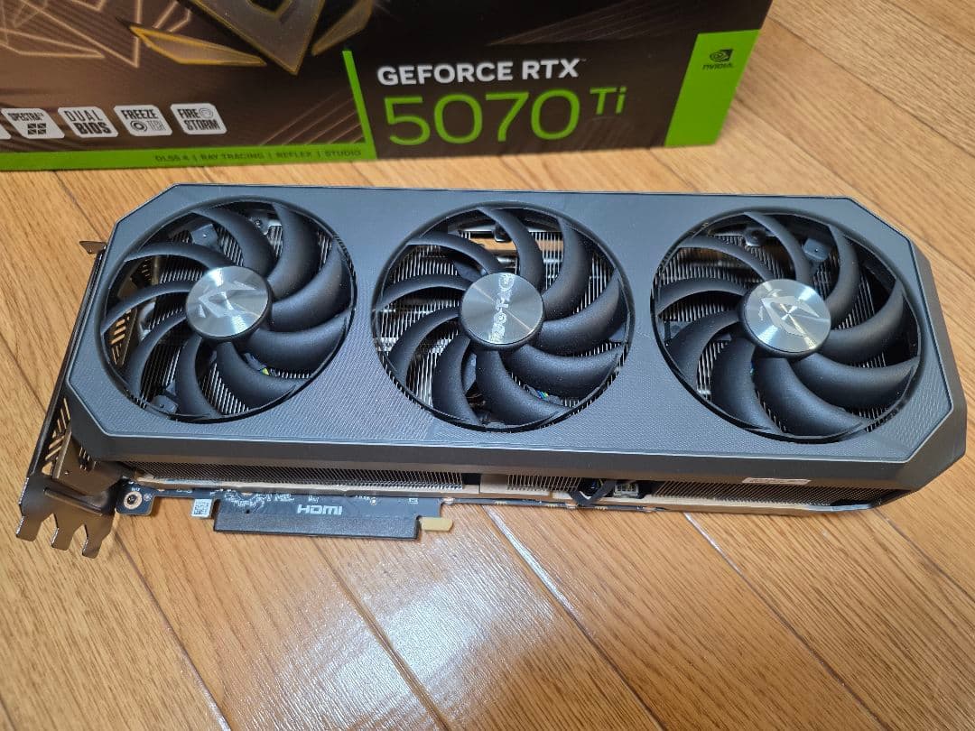 グラフィックボード・グラボ・ビデオカード ZOTAC GAMING GeForce RTX 5070 Ti AMP