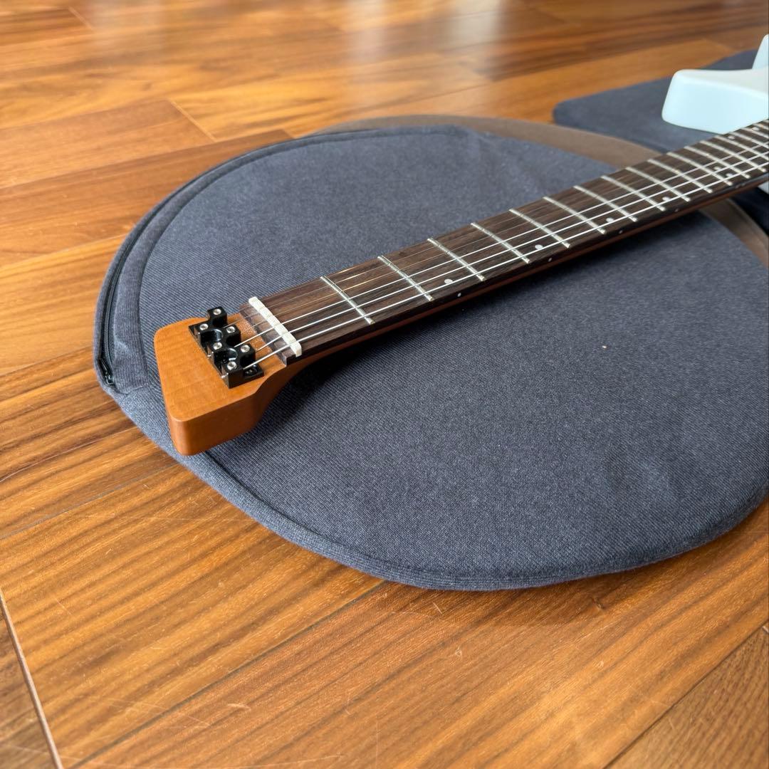 Guitar Factory gfc　GHL-300 ヘッドレスギター
