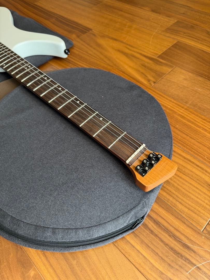 Guitar Factory gfc　GHL-300 ヘッドレスギター