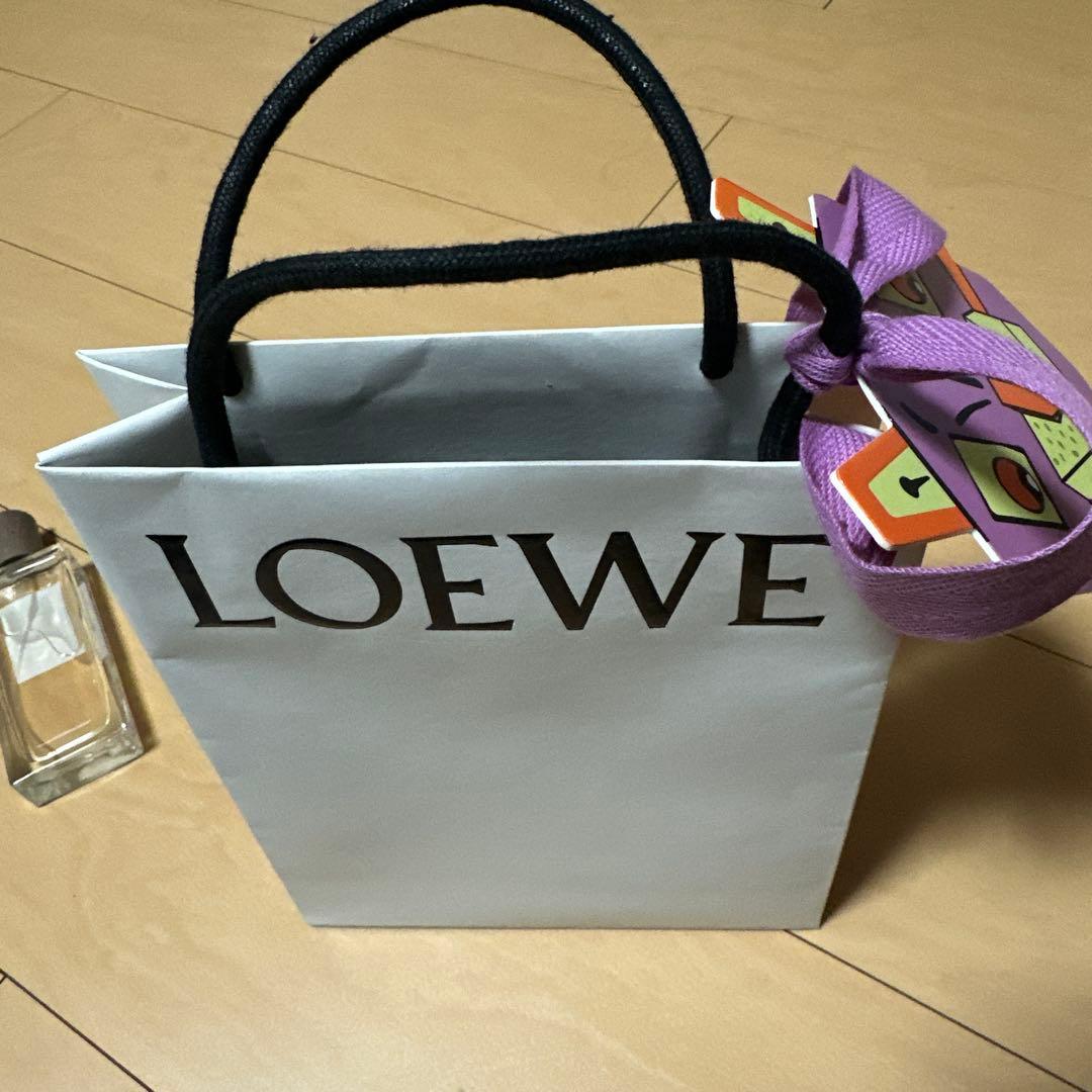 値段交渉します。LOEWE 001 MAN Eau de Parfum 50mL