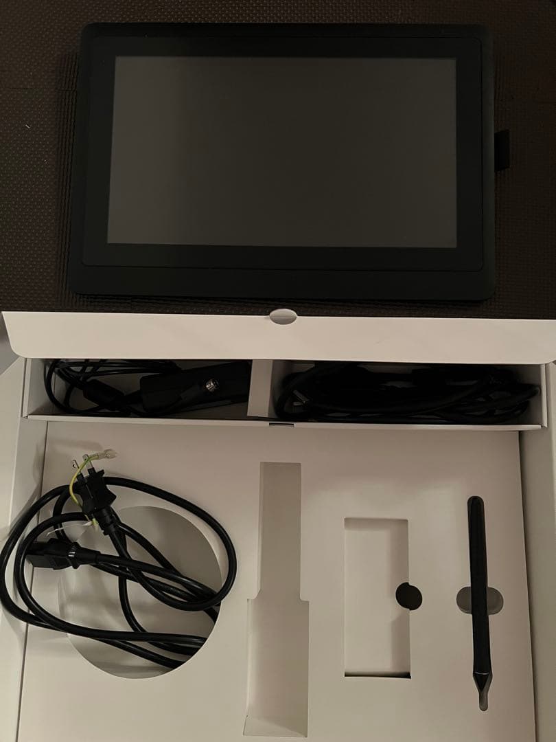 Wacom Cintiq16 液晶ペンタブレット本体