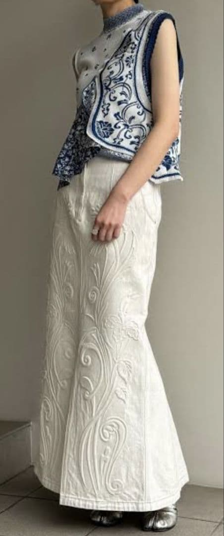 マメクロゴウチ☆デニムスカートmame☆Floral Embossed