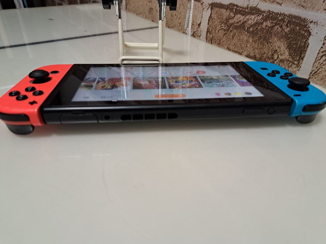 Nintendo Switch 本体 動作OK みまもりロックあり スタンドなし