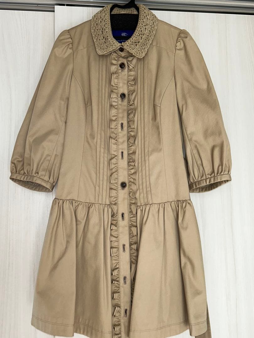 【極美品】バーバリーブルーレーベルレース襟付フリルトレンチコートMサイズ