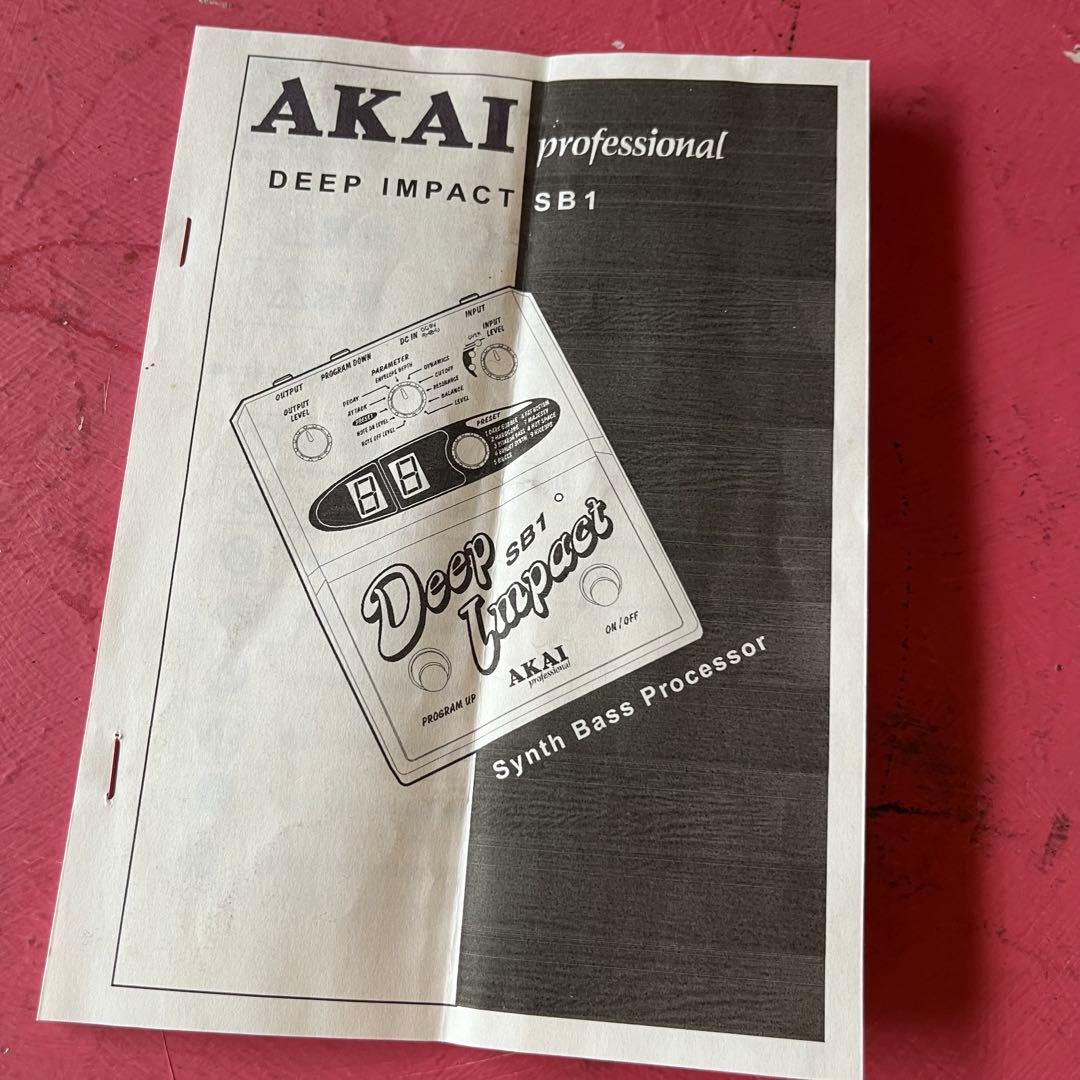 AKAI Deep Impact SB1 synthesizer シンセベース